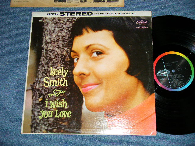 画像1: KEELY SMITH - I WISH YOU LOVE ( Ex+/Ex+++ )  / 1959 US AMERICA ORIGINAL"BLACK with RAINBOW CAPITOL logo on LEST SIDE Label"  STEREO Used LP