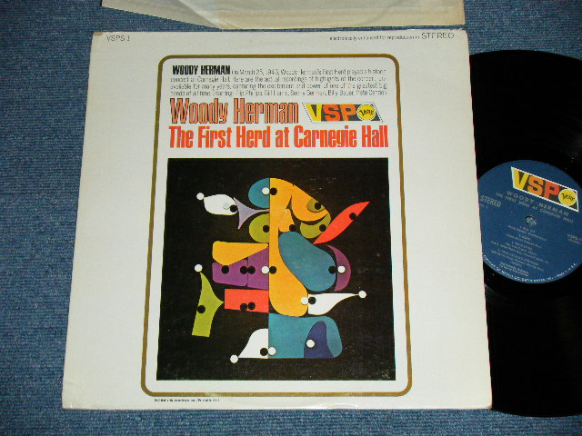 画像1: WOODY HERMAN -  THE FIRST HERD AT CARNEGIE HALL ( Ex+/Ex+++) / 1966 US ORIGINAL STEREO Used LP  