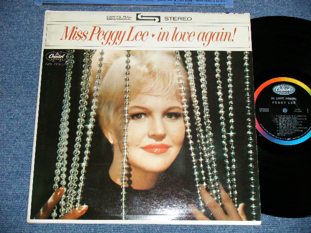 画像1: PEGGY LEE -  IN LOVE AGAIN  ( Ex+++/Ex+++) / 1963 US AMERICA ORIGINAL 1st  Press "BLACK With RAINBOW 'CAPITOL' Logo on TOP  Label"  STEREO Used LP 