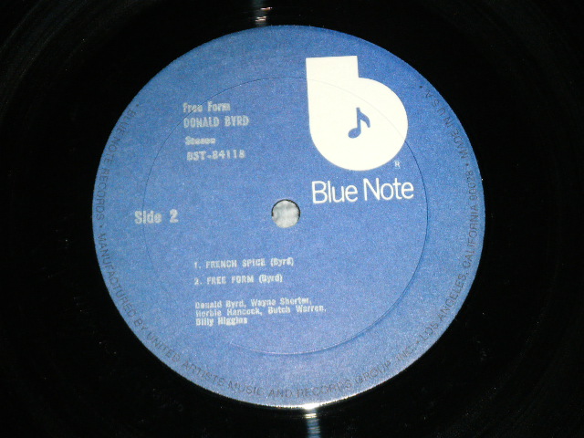 画像: DONALD BYRD - FREE FORM  (Ex++/MINT-  :Cut Out ) / Mid 1970's  US AMERICA REISSUE " Dark Blue with White "b" Logo on Label" Used LP 