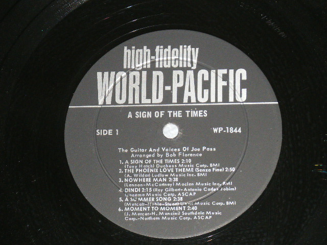 画像: JOE PASS - A SIGN OF THE TIMES ( Ex++,Ex+/Ex+)  / 1966 US AMERICA ORIGINAL "1st Press BLACK Label" MONO Used LP 