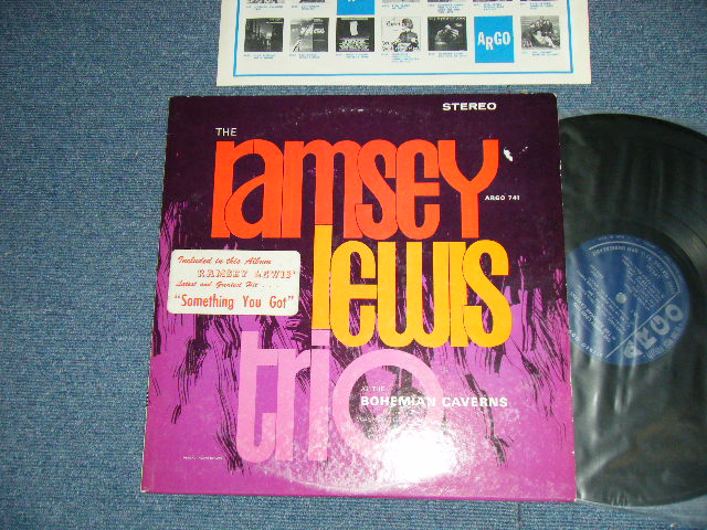 画像1: RAMSEY LEWIS TRIO - AT THE BOHEMIAN CAVERNS ( Ex+/Ex+++ :STEAROFC,WOBC)  / 1964 US "1st Press DARK BLUE Label" STEREO Used  LP