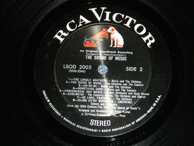 画像: OST (Julie Andrews Christopher Plummer, Irwin Kostal ) - The SOUND OF SILENCE ( MINT-/MINT- )  / 1965 Version  US AMERICA ORIGINAL "WHITE 'RCA' Logo on top Label" "I HAVE CONFIDENCE" Title credit at BackSide" "With BOOKLET" STEREO Used LP 