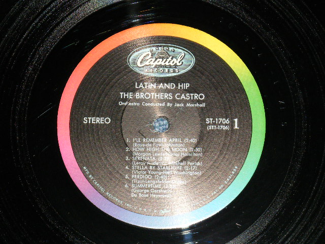 画像: The BROTHER SCASTRO ( from MEXICO )  - LATIN & HIP ( Ex++/Ex+++ )  / 1982 US AMERICA ORIGINAL "BLACK with RAINBOW Ring LOGO on Top Label"  STEREO  Used LP