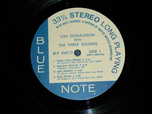 画像: LOU DONALDSON - WITH THE THREE SOUNDS : LD + 3  ( MINT-/MINT )  / 1971~73 Version US AMERICA REISSUR  "A DIVISION of UNITED ARTISTS Label" Used LP