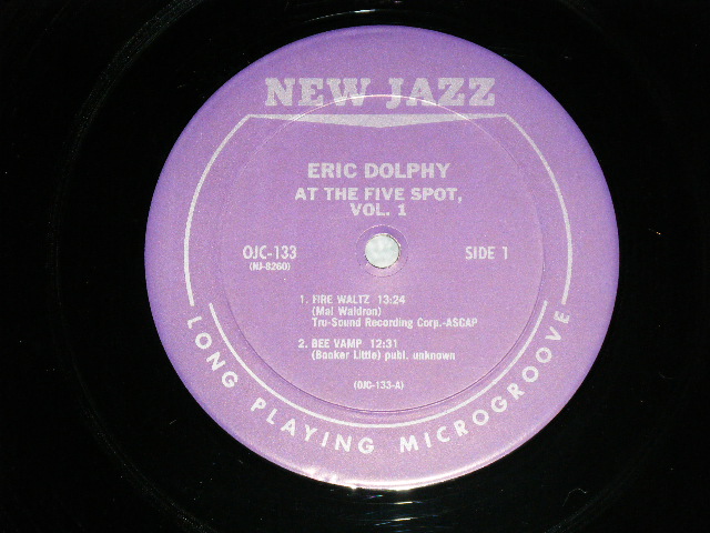 画像: ERIC DOLPHY - AT THE FIVE SPOT  ( Ex++/MINT- ）　/  US AMERICA Reissue Used LP 