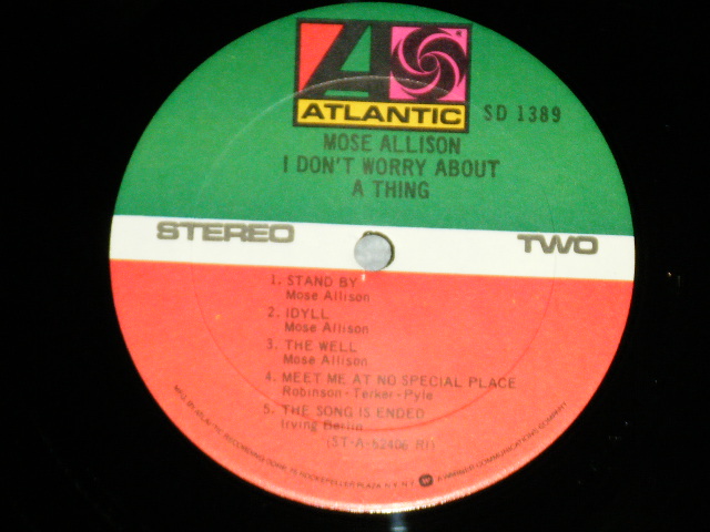 画像: MOSE ALLISON - I DON'T WORRY ABOUT A THING (Ex+++/MINT- : Cut Out)  / 1975 Version US AMERICA  "RED & GREEN Label" & small "75 ROCKFELLER Label"  Used LP 