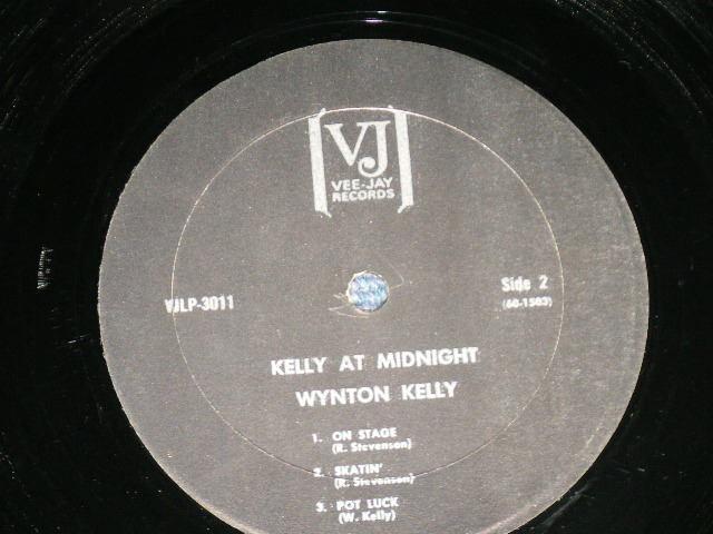 画像: WYNTON KELLY - KELLY AT MIDNITE  (Ex++/MINT-)  / 1960's US AMERICA REISSUE  "BLACK Lbel with All SILVER PRINT LabeL" Used LP 