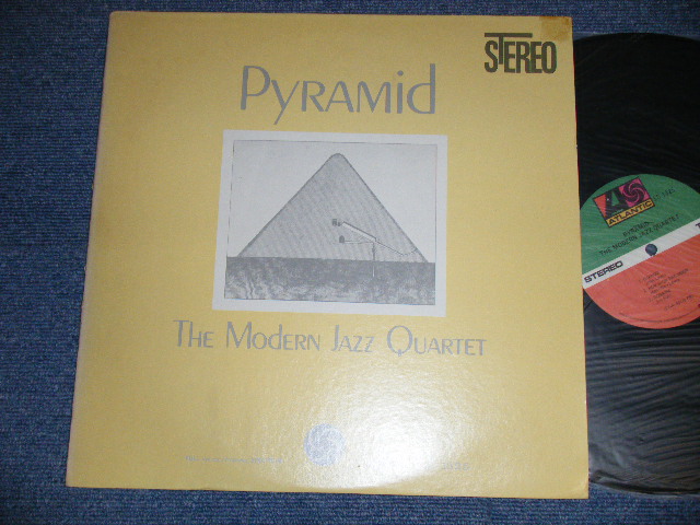 画像1: MJQ MODERN JAZZ QUARTET- PYRAMID ( Ex+/MINT- ) / 1975 Version   US AMERICA REISSUE "RED & GREEN with Small 75 Rockfeller Label"   Used LP 