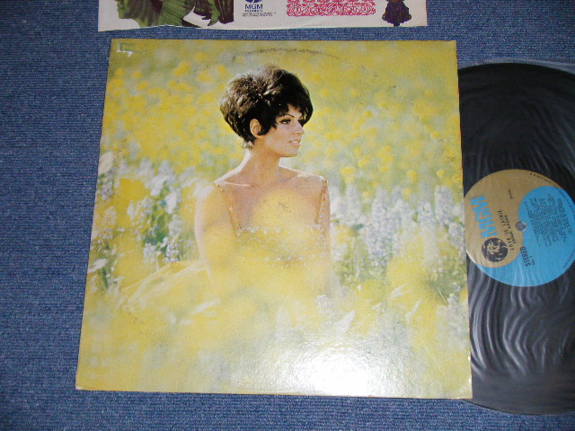 画像1: LAINIE KAZAN - LOVE IS LAINIE  (Ex+/MINT) / 1967 US AMAERICA ORIGINAL STEREO  Used LP 