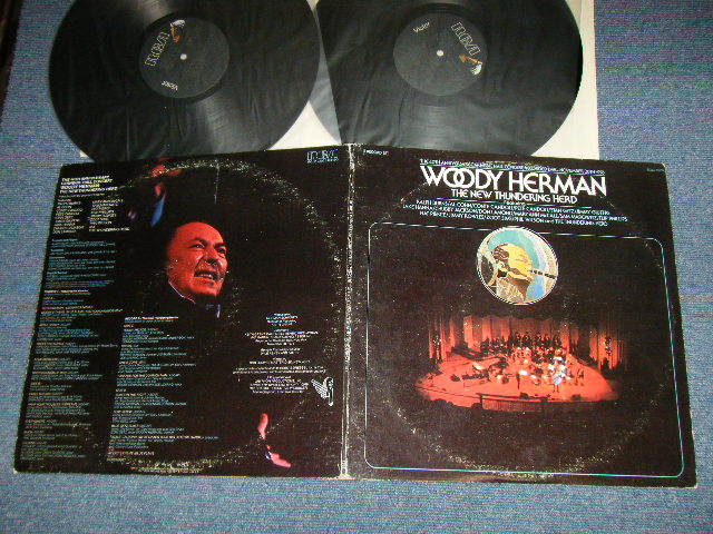 画像1: WOODY HERMAN, THE NEW THUNDERING HERD - THE 40th ANNIVERSARY CARNEGIE HALL CONCERT RECORDED LIVE...NOVEMBER 20TH 1976 ( Ex+/Ex+++) / 1977 US ORIGINAL Used 2-LP  