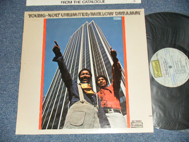 画像1: THE YOUNG-HOLT UNLIMITED - MELLOW DREAMIN' ( Ex+++/MINT- Cut Out, SWOBC, STAMPOBC)  / 1970 US AMERICA ORIGINAL Used  LP 