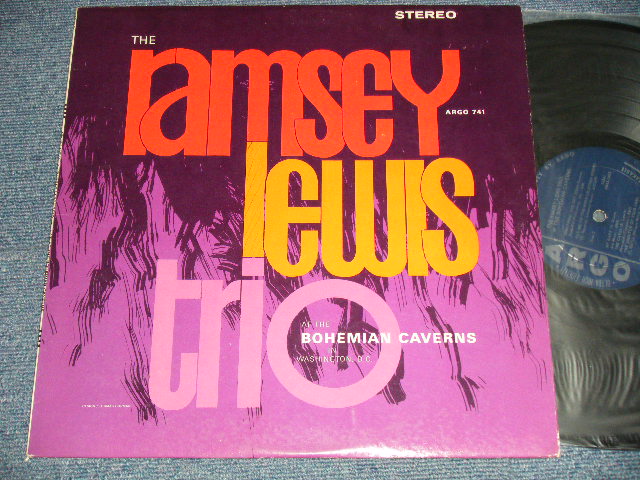 画像1: The RAMSEY LEWIS TRIO - AT THE BOHEMIAN CAVERNS (Ex/VG++   Some Noisy)  / 1964  US AMERICA ORIGINAL "1st Press DARK BLUE Label" STEREO Used LP