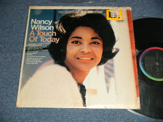画像1: NANCY WILSON  - A TOUCH OF TODAY (MINT-/Ex+++ Looks:Ex++ ) / 1966 US AMERICA ORIGINAL "BLACK with RAINBOW CAPITOL Logo on TOP Label" STEREO Used  LP