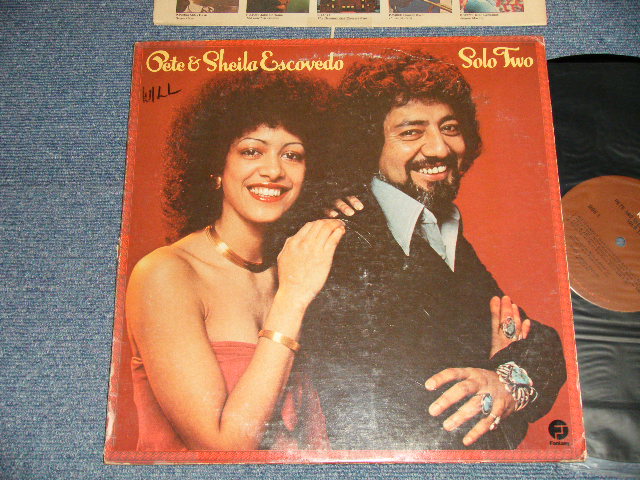 画像1: PETE & SHEILA ESCOVEDO - SOLO TWO (Ex/Ex+++ Looks:Ex++, Ex++ Looks:Ex  WOFC, EDSP) / 1977 US AMERICA ORIGINAL Used LP 