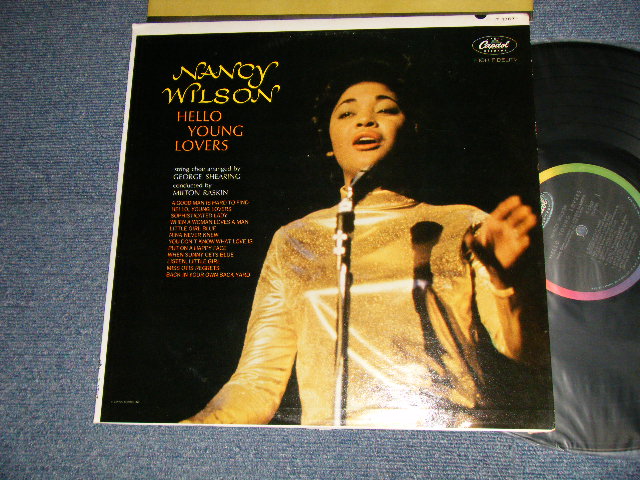 画像1: NANCY WILSON  -  HELLO YOUNG LOVERS ("SCRANTON Press in PENNSYLVANIA") (Ex+++/MINT- EDSP) / 1962 US AMERICA ORIGINAL 1st Press "BLACK with RAINBOW Ring CAPITOL Logo at TOP  Label" MONO Used  LP