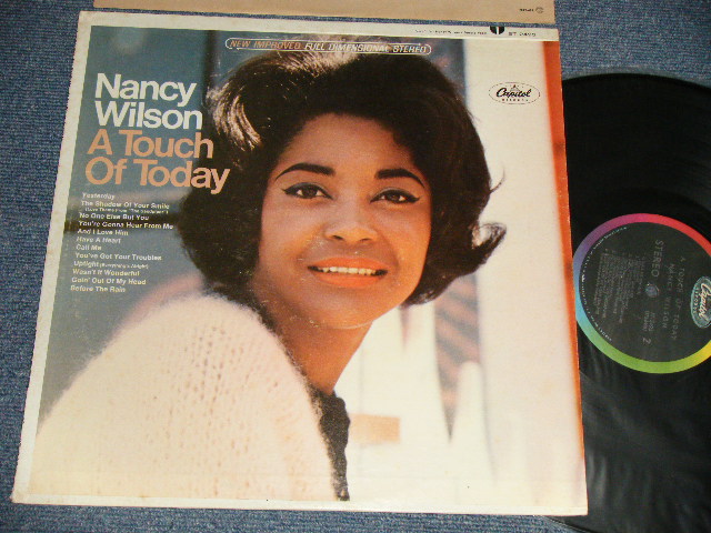 画像1: NANCY WILSON  - A TOUCH OF TODAY (Ex+++/Ex++) / 1966 US AMERICA ORIGINAL "BLACK with RAINBOW CAPITOL Logo on TOP Label" STEREO Used  LP