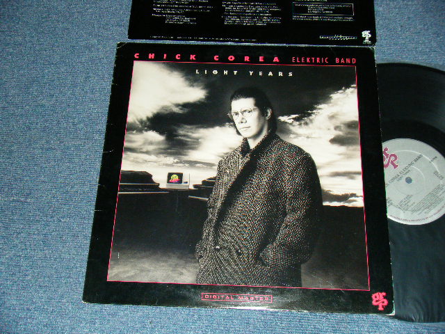 画像1: CHICK COREA - LIGHT YEARS (With INNNER SLEEVE) (Ex++/MINT-) / 1987 US AMERICA ORIGINAL Used LP
