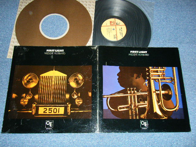 画像1: FREDDIE HUBBARD - FIRST LIGHT (Ex++/MINT-) / 1971 US AMERICA ORIGINAL Used LP  