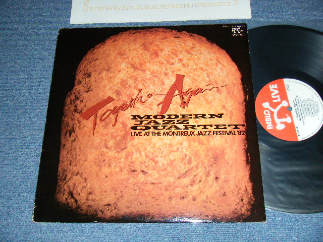 画像1: MJQ MODERN JAZZ QUARTET - LIVE AT THE MONTREUX JAZZ FESTIVAL '82 (Ex++/MINT-)   / 1985 US AMERICA ORIGINAL Used LP