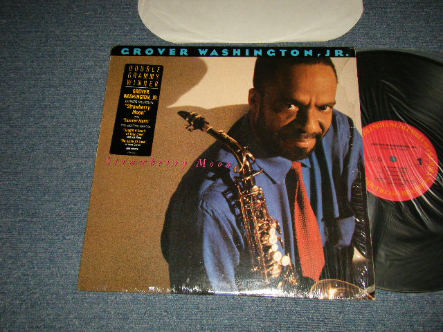 画像1: GROVER WASHINGTON JR. - STRAWBERRY MOON (MINT-/MINT-) / 1987 US AMERICA ORIGINAL Used LP 