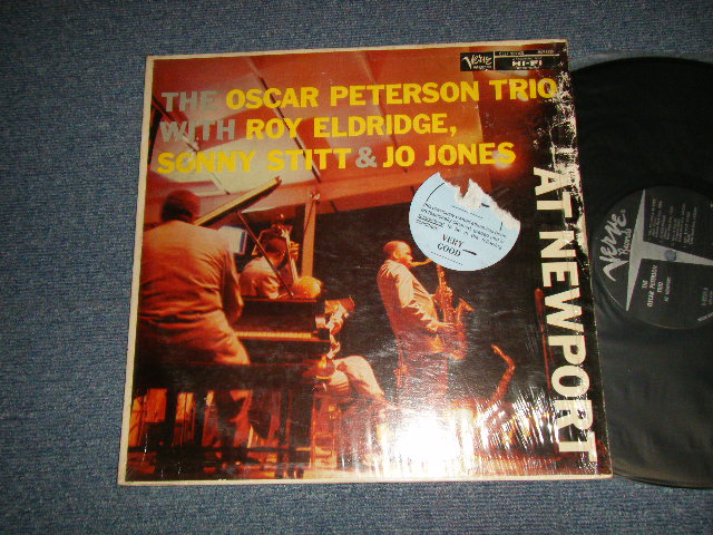 画像1: THE OSCAR PETERSON TRIO  - AT NEWPORT(Ex+/MINT-) / 1958 Version US AMERICA  "2nd Press Label" MONO Used LP 