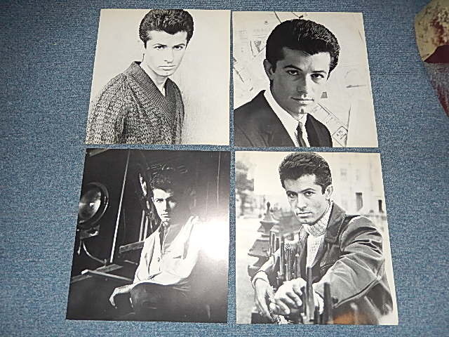 画像1: George Chakiris - Memories Are Made Of These: Twelve Of The Finest Songs Of Our Time (With 4 x PHOTOD + 1 x Pin-Ups)( Ex++/MINT-) /  1963 US AMERICA ORIGINAL "BLACK with RAINBOW Label" STEREO Used LP