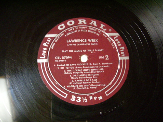 画像: LAWRENCE WELK - Play The Music of WALT DISNEY / 1956 US ORIGINAL LP  